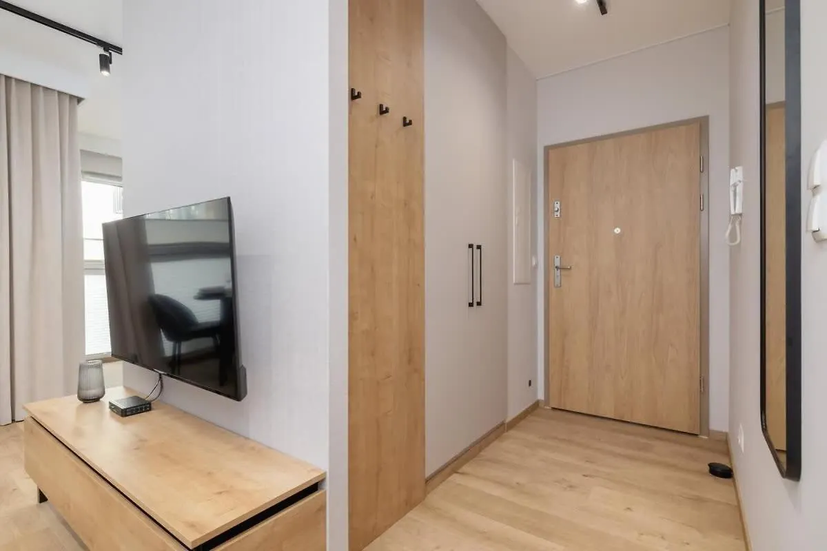 Beautiful Apartment In Krakow With Garden, Air Conditioning, Parking And Desk By Renters Prestige Poland